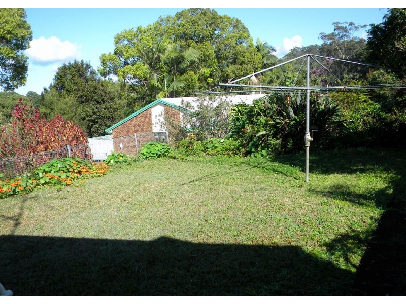 8  Doolan Street, Nambour QLD 4560