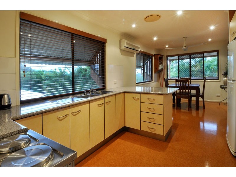 16 Bailey Street, Nambour QLD 4560