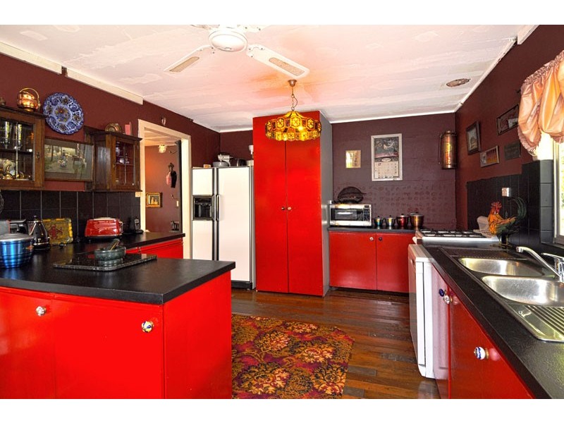 76 Park, Nambour QLD 4560