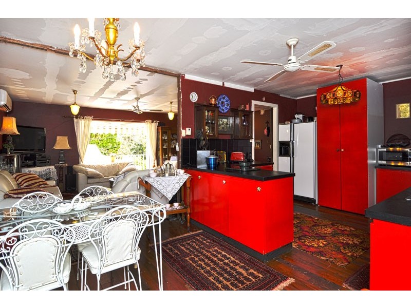 76 Park, Nambour QLD 4560