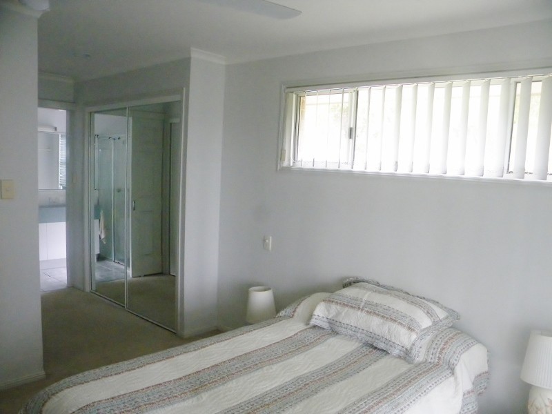 9  DOLPHIN DRIVE, Nambour QLD 4560