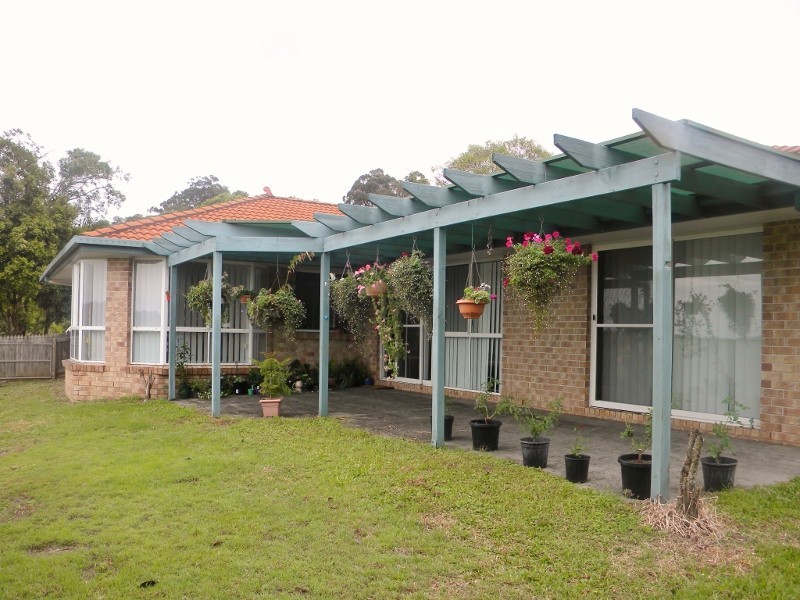 9  DOLPHIN DRIVE, Nambour QLD 4560