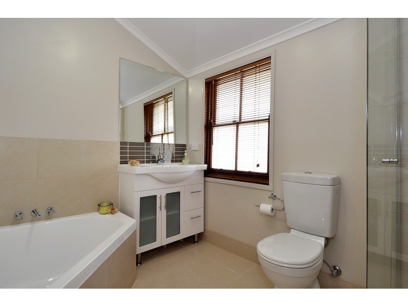 16 Lamington Terrace, Nambour QLD 4560