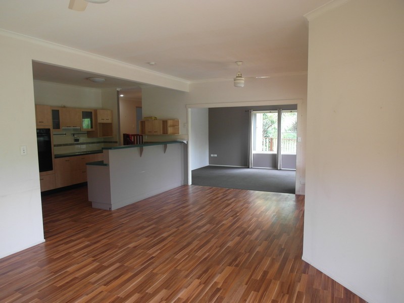 10  Harvey Court, Nambour QLD 4560