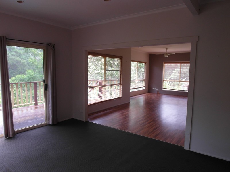 10  Harvey Court, Nambour QLD 4560