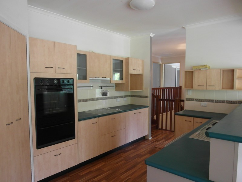 10  Harvey Court, Nambour QLD 4560