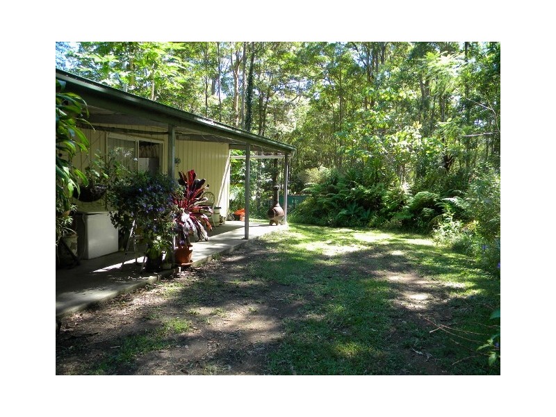 Dulong QLD 4560