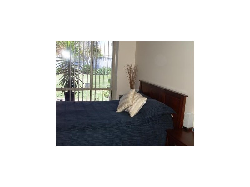 6 Orkney Mews, Waikiki WA 6169