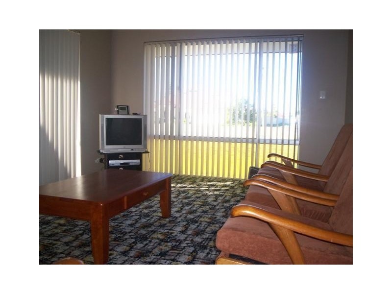 20 Malibu Road, Safety Bay WA 6169