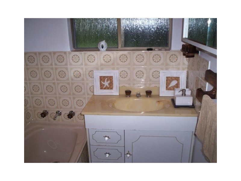 19 Owen Road, Safety Bay WA 6169