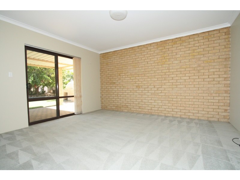 10 Glenroy Gardens, Port Kennedy WA 6172