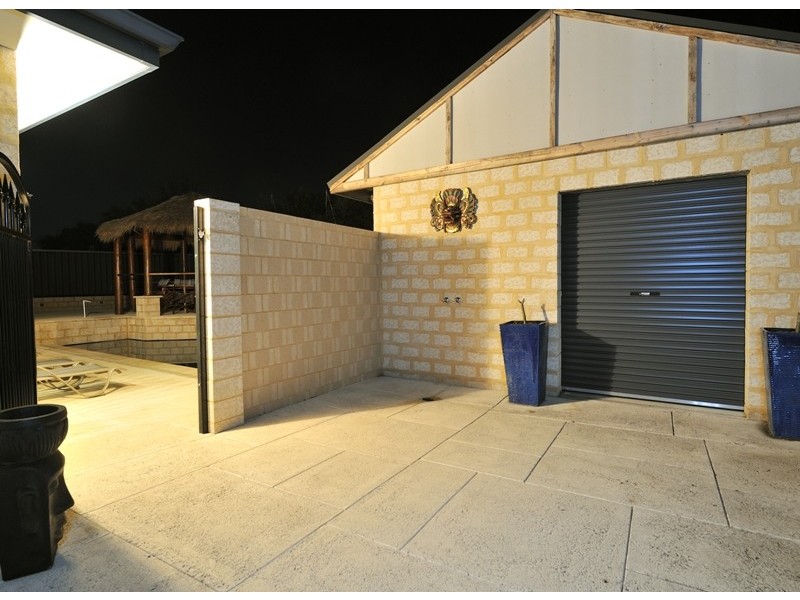 7 Fontenay Court, Port Kennedy WA 6172