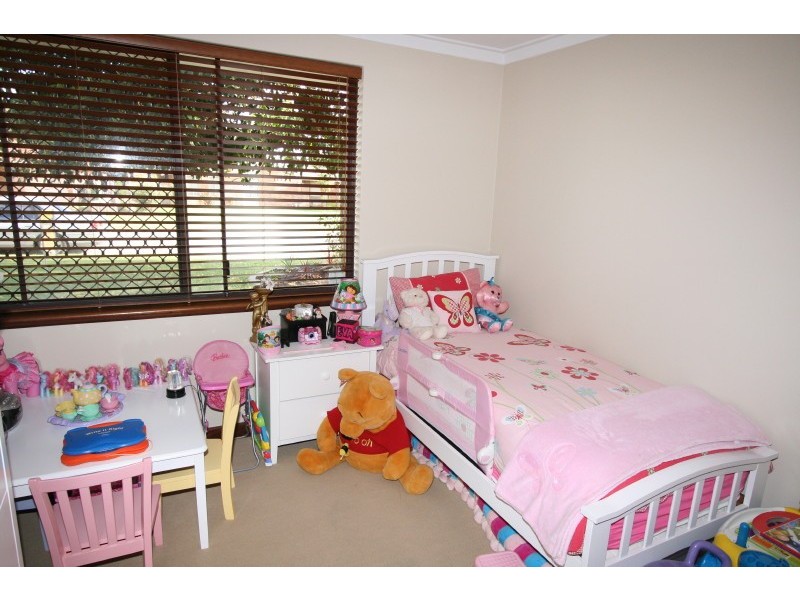 12 Yarle Court, Cooloongup WA 6168