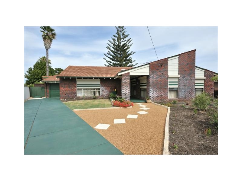 13 Sycamore Close, Rockingham WA 6168