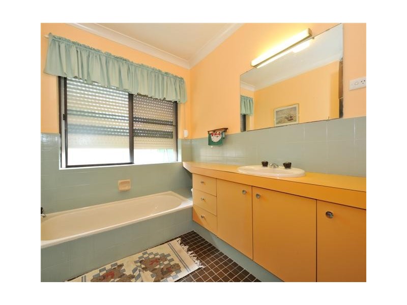 13 Sycamore Close, Rockingham WA 6168