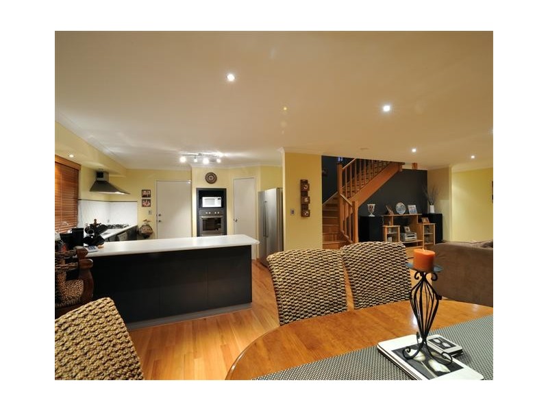 16 Tangier Parkway, Port Kennedy WA 6172