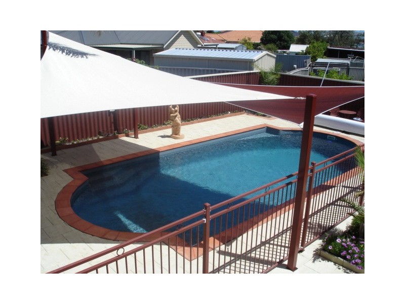 13 Wavelea Street, Safety Bay WA 6169