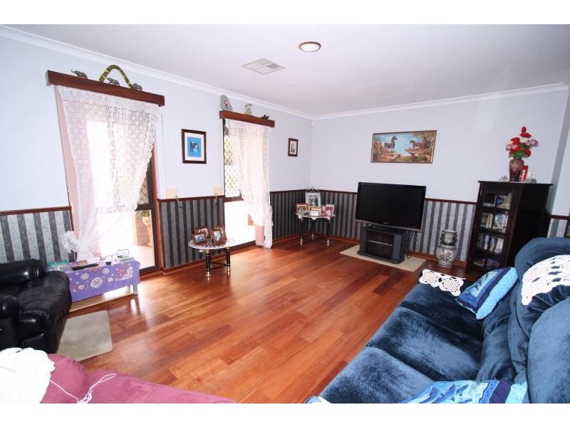 16 Apus Close, Rockingham WA 6168