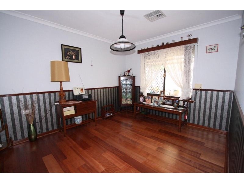16 Apus Close, Rockingham WA 6168
