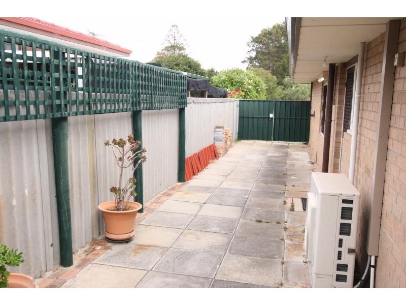 16 Apus Close, Rockingham WA 6168