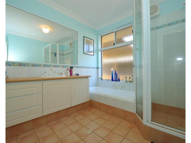 5 Forrester Road, Safety Bay WA 6169