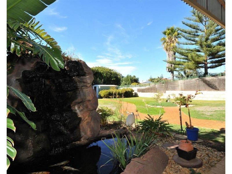 5 Forrester Road, Safety Bay WA 6169