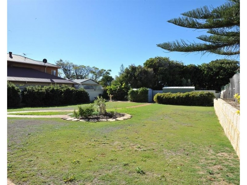 5 Forrester Road, Safety Bay WA 6169