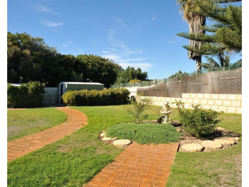 5 Forrester Road, Safety Bay WA 6169