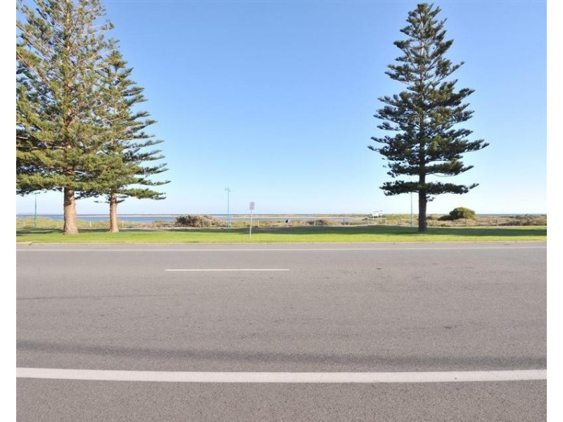 260 Safety Bay Road, Safety Bay WA 6169