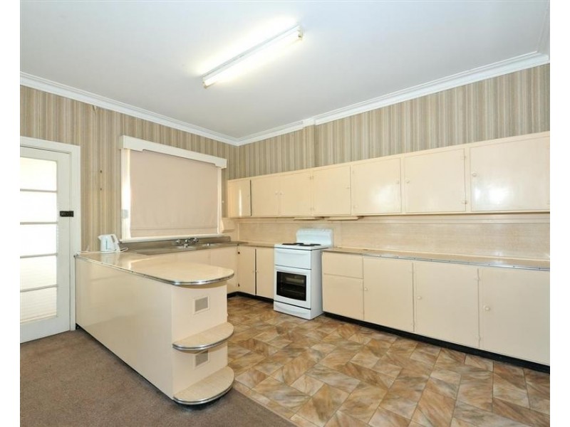 260 Safety Bay Road, Safety Bay WA 6169