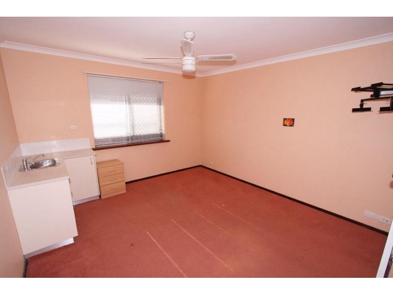 10 Charthouse Road, Safety Bay WA 6169