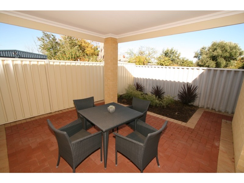 17C Lewington Street, Rockingham WA 6168