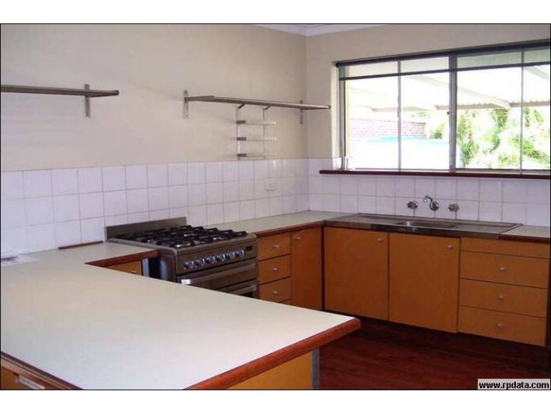 56 Charthouse Road, Safety Bay WA 6169