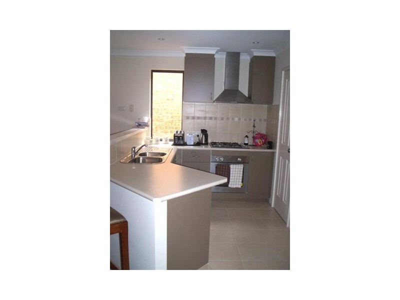 1/14 Baycliffe Turn, Waikiki WA 6169