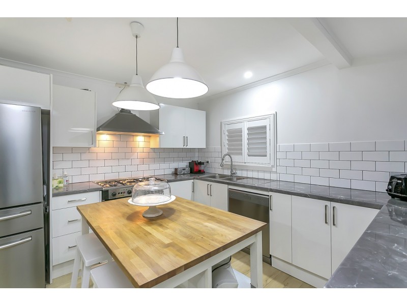 9 St Lawrence Avenue, Croydon SA 5008