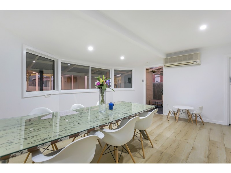 9 St Lawrence Avenue, Croydon SA 5008