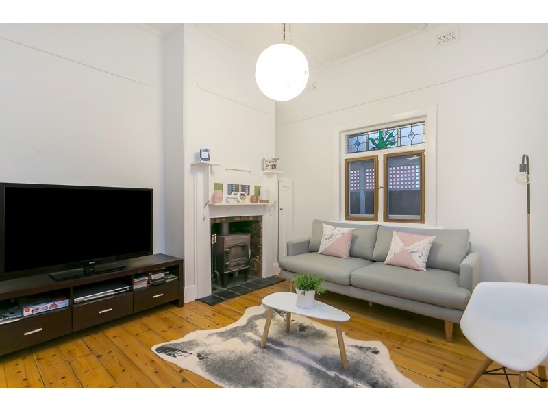 9 St Lawrence Avenue, Croydon SA 5008