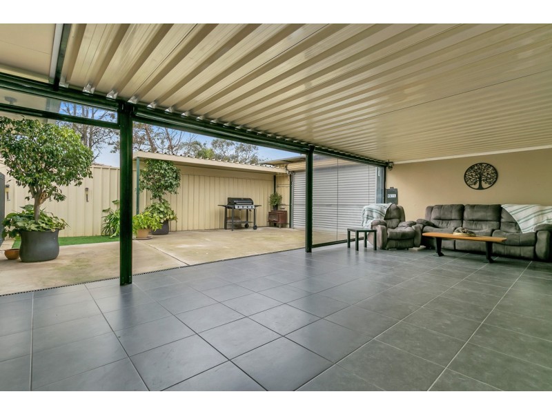 4 Pioneer Circuit, Queenstown SA 5014
