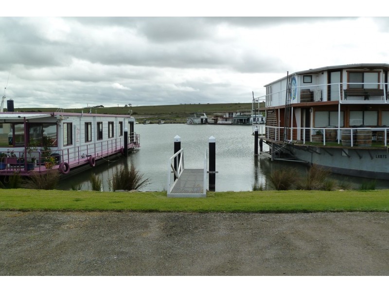 Berth 70 Pelican Drive, Mannum SA 5238