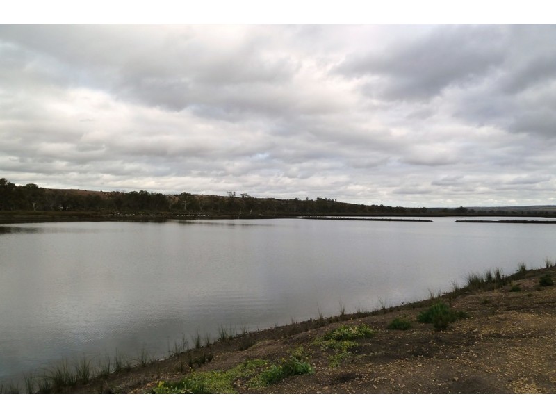 Berth 70 Pelican Drive, Mannum SA 5238