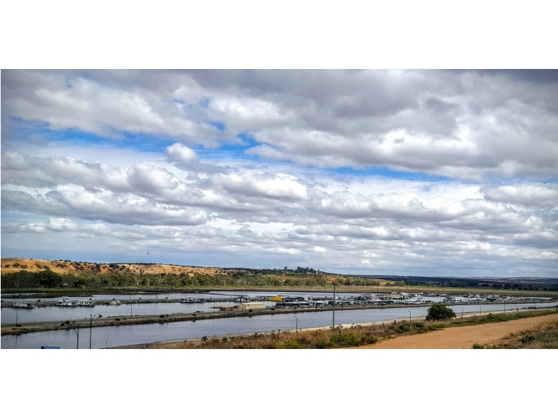 Berth 70 Pelican Drive, Mannum SA 5238