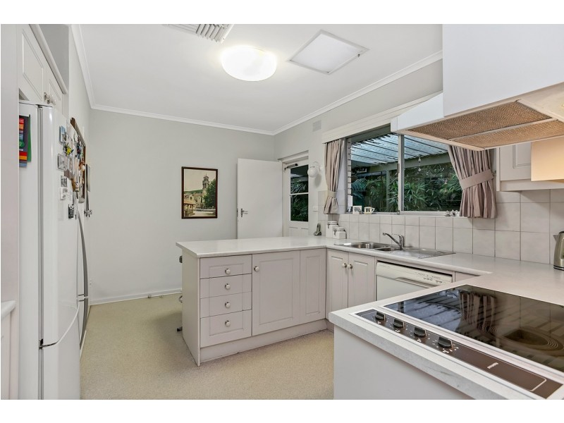 6 Riesling Avenue, Reynella East SA 5161