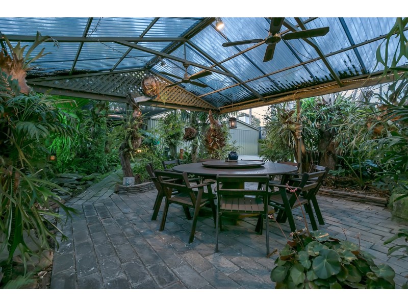 6 Riesling Avenue, Reynella East SA 5161