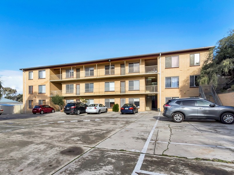 33/180 Seaview Rd, Henley Beach South SA 5022