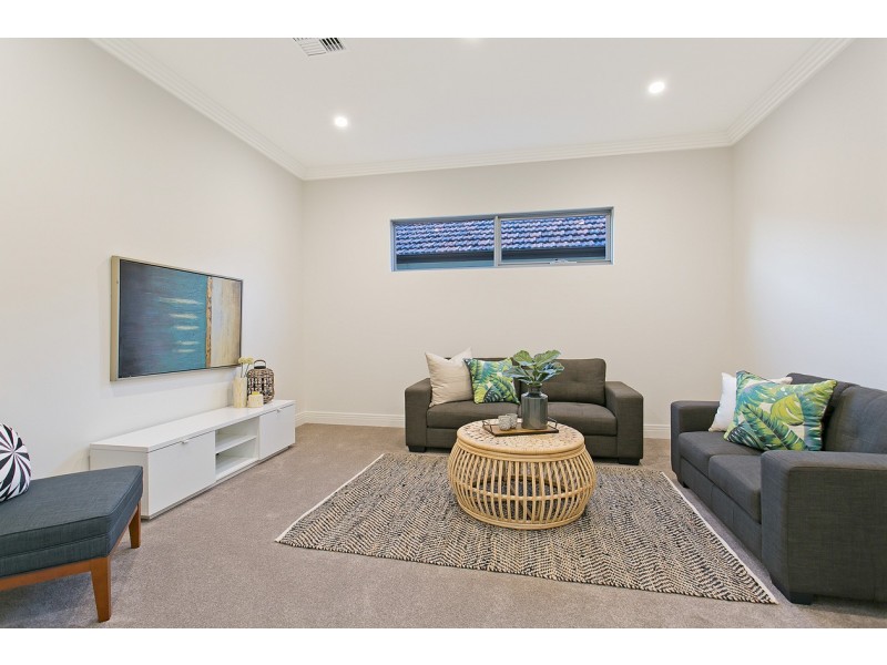 5A Rodgers Avenue, Henley Beach South SA 5022