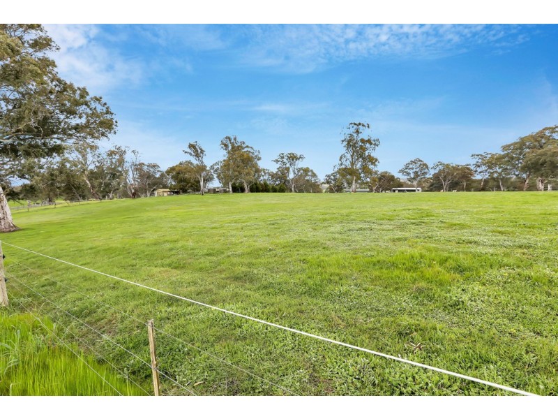287 Cromer Road, Birdwood SA 5234