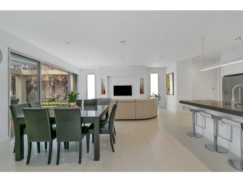 25 Elliott Street, Campbelltown SA 5074