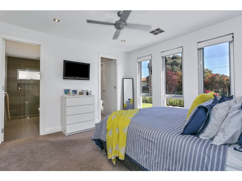 25 Elliott Street, Campbelltown SA 5074