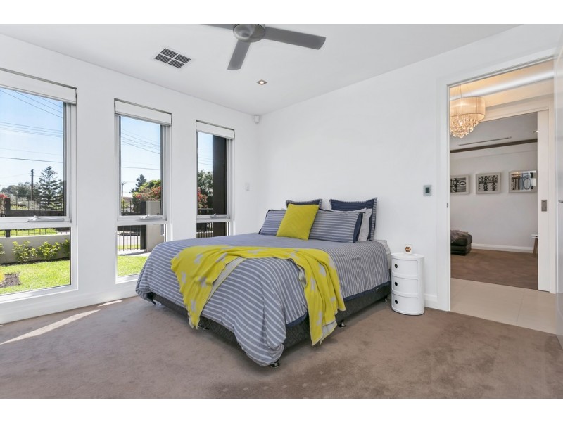 25 Elliott Street, Campbelltown SA 5074