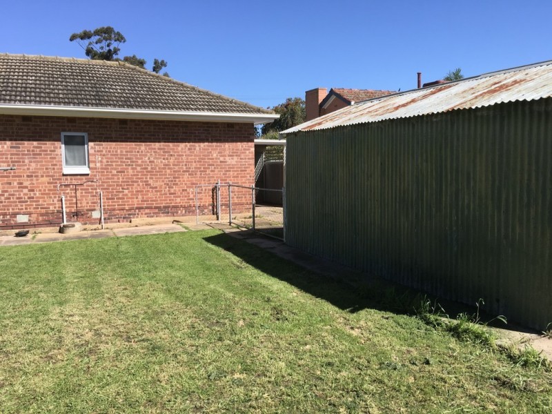 8 Guildford Street, Clearview SA 5085